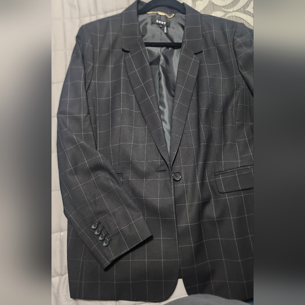 DKNY Blazer, size 18, blackish-gray, white check pattern.